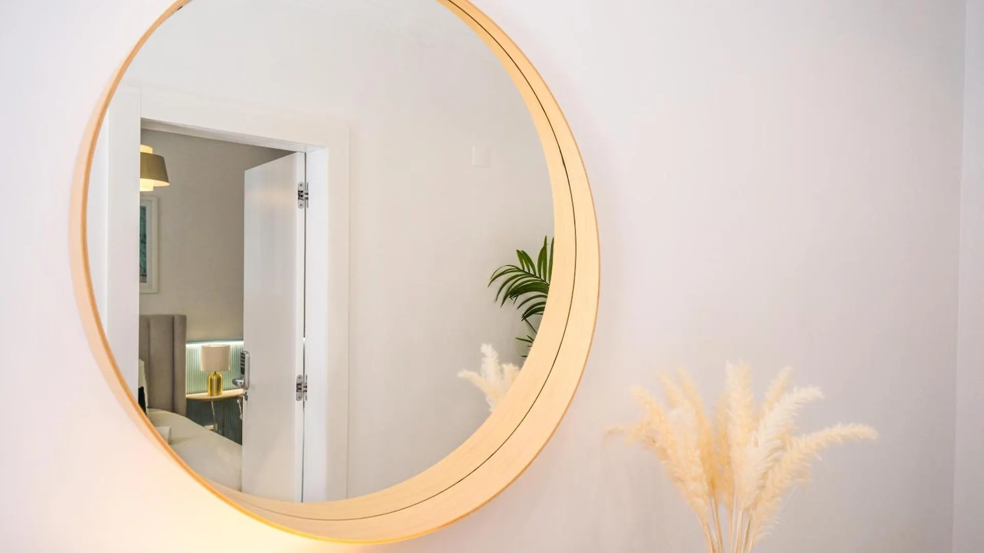 Principe Real Designer Suites Lisbon 0*,  Portugal